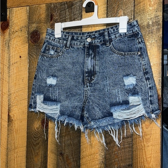 NWOT SHEIN jean shorts - Picture 1 of 1